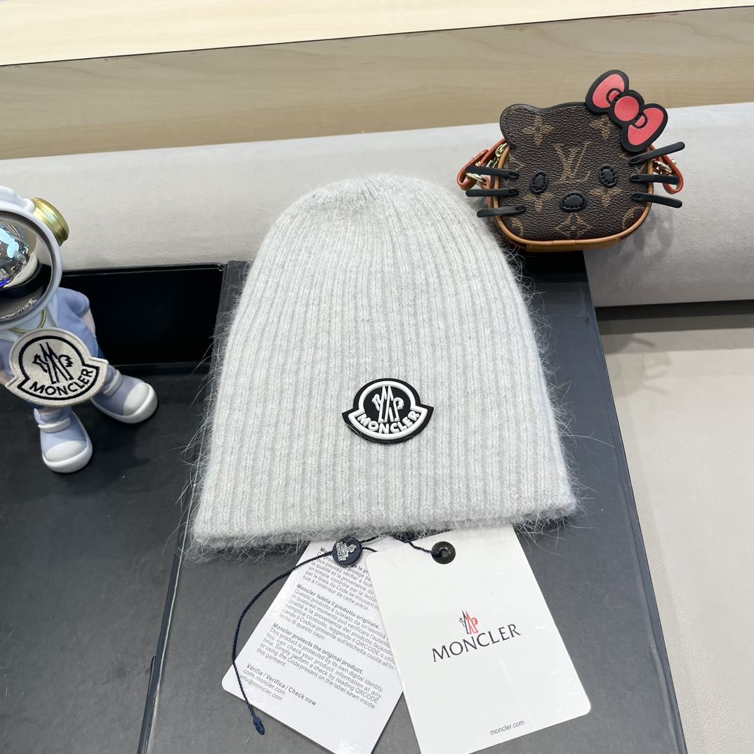 Moncler Caps